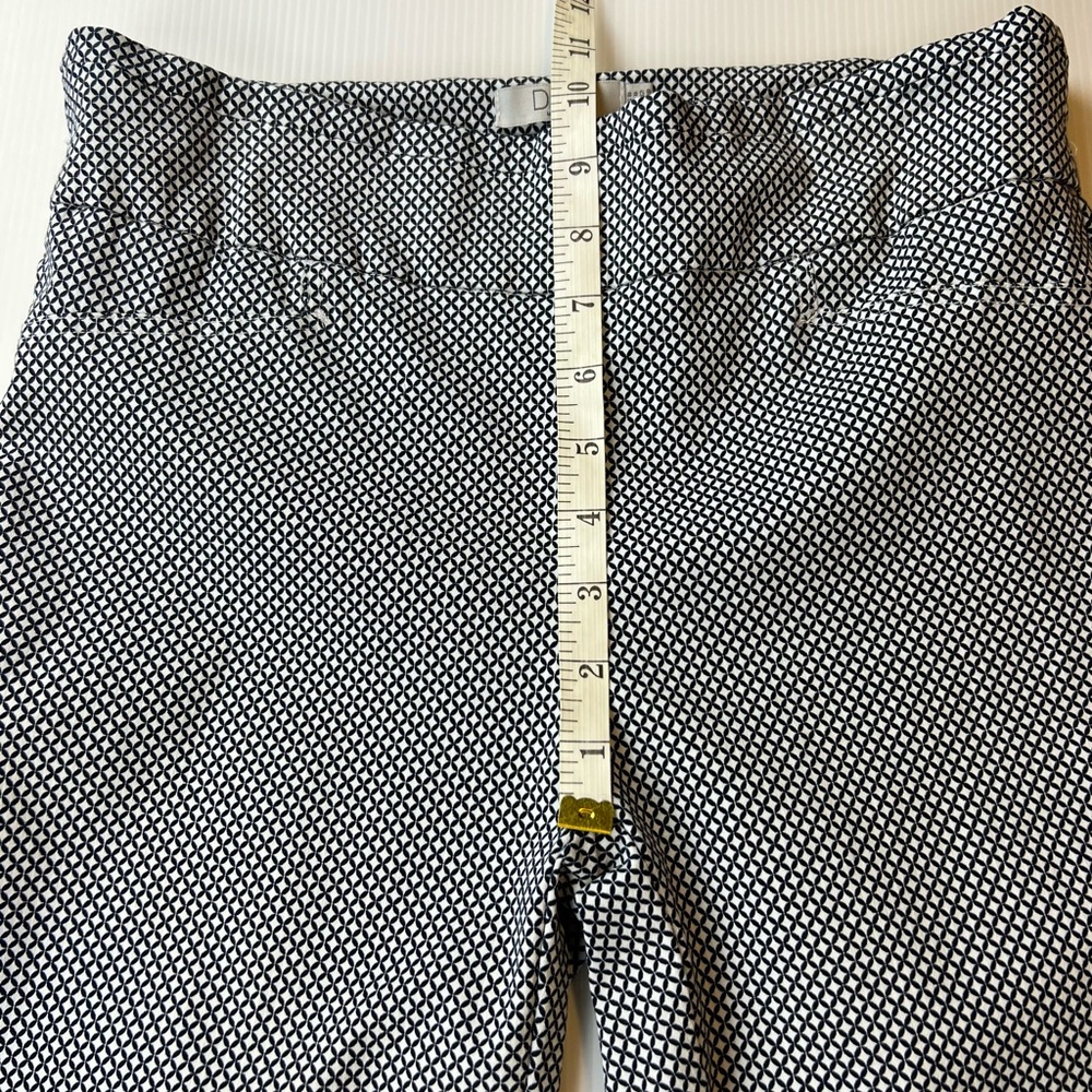 Dalia Black and White Houndstooth Pull On Skinny Capri Pants, Size 8 - Picture 11 of 13